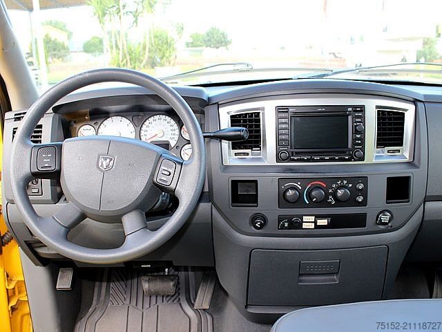 Uzņemšana Dodge RAM 1500 Quad Cab Big Horn Edition