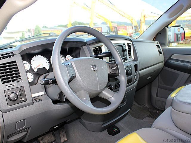 Uzņemšana Dodge RAM 1500 Quad Cab Big Horn Edition