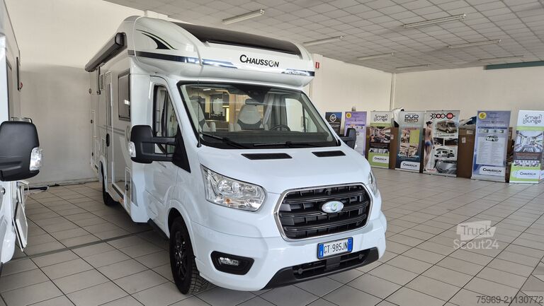 Camper semintegrato Chausson 640 TITANIUM ULTIMATE