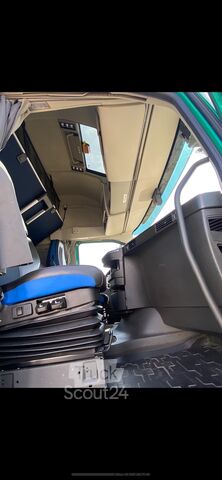 Standartinis vilkikas VOLVO FH 460