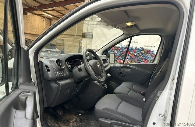 Fourgon tôlé RENAULT Trafic Kasten L2 H2 3,0t Komfort # L 2 Hochdach