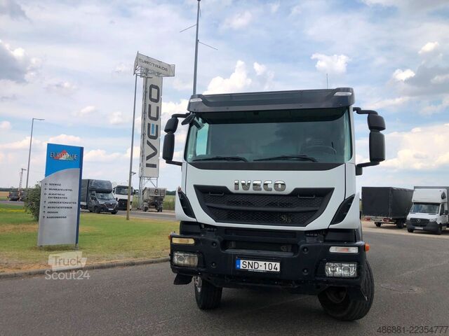 Basculantă IVECO Trakker 450 VS-mont 18, 8x4