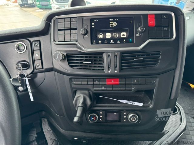 Yüksek hacimli çekici IVECO S-WAY 530 * RETARDER * 2 X TANK * ACC * WENIG KM