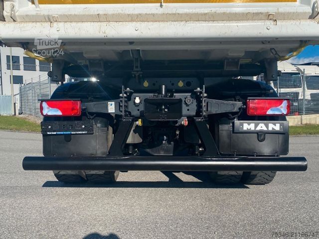 Camión volquete MAN TGS/26.520/6x4 BL/Bordmatik/Retarder/90to/25 tkm