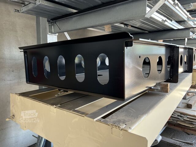 Низкорамный полуприцеп Müller Mitteltal Staufach für Alu- Rampen