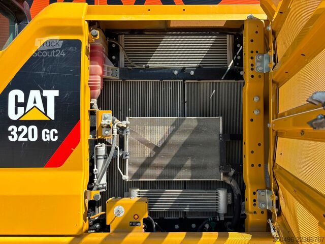 Raupenbagger Caterpillar 320 GC TILTING BUCKET / AC / CENTRAL LUBRICATION