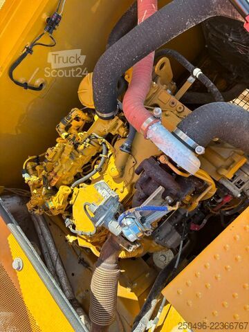 Raupenbagger Caterpillar 320 GC TILTING BUCKET / AC / CENTRAL LUBRICATION