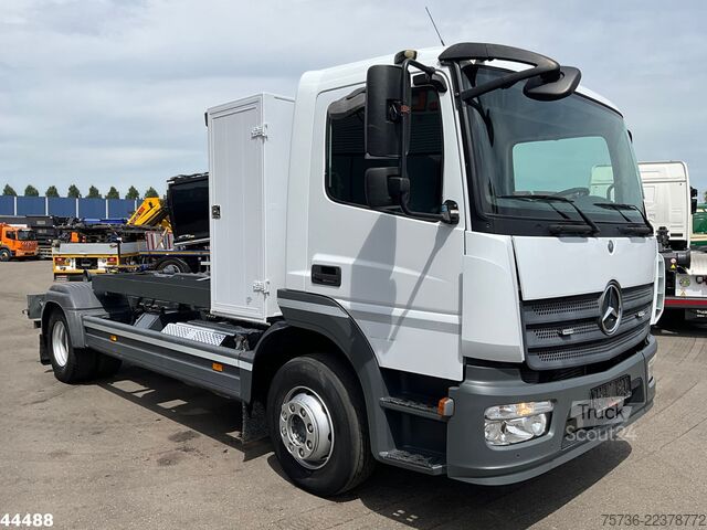  Mercedes-Benz Atego 1218 Euro 6 Manual 7 Ton haakarmsysteem