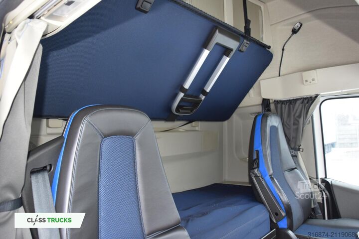 Standardní tahač VOLVO FH 500 Globetrotter XL Varios