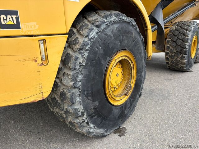 Muldenfahrzeug Caterpillar 745C