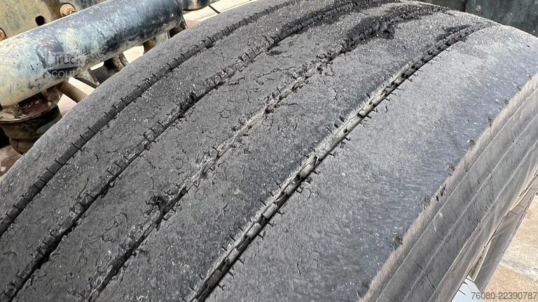 Važiuoklė su kabina MAN 35.410 (MANUAL PUMP / POMPE MANUELLE / 6 CYLIND...