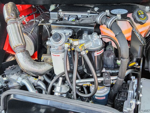 Terénní vysokozdvižný vozík Manitou MC 25-4