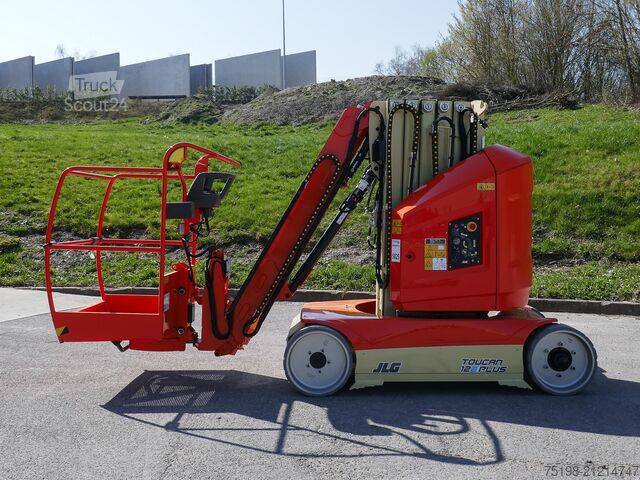 Vertical mast platform JLG Toucan 12E Plus