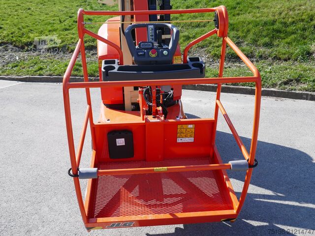 Vertical mast platform JLG Toucan 12E Plus