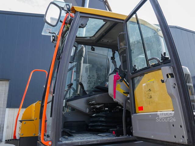 Construction machinery Volvo ECR235EL