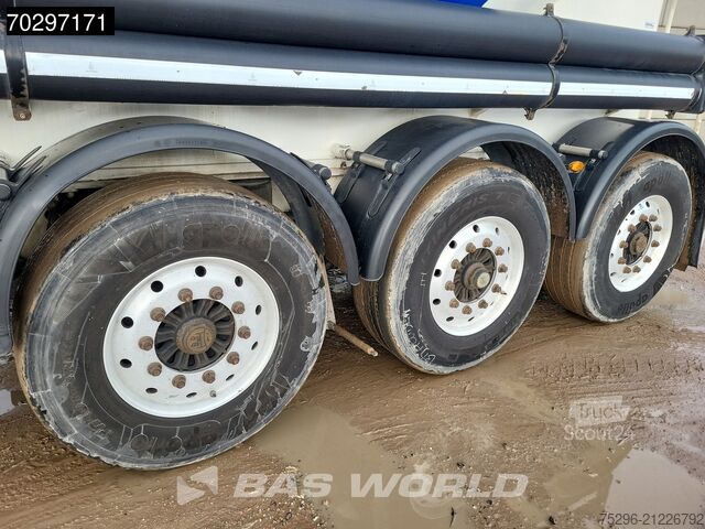 صومعة Turbos-Hoet SZ33AA Lifting Axle 39000 L