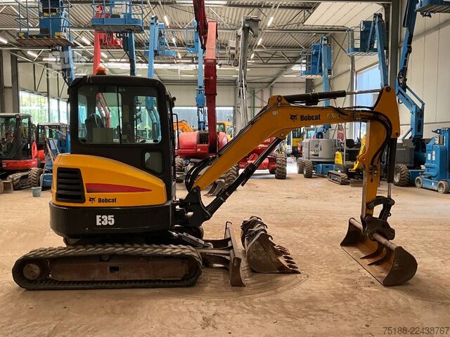 μίνι εκσκαφέας Bobcat E 35