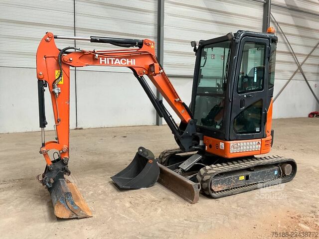 μίνι εκσκαφέας Hitachi ZX 26 U-6 CR