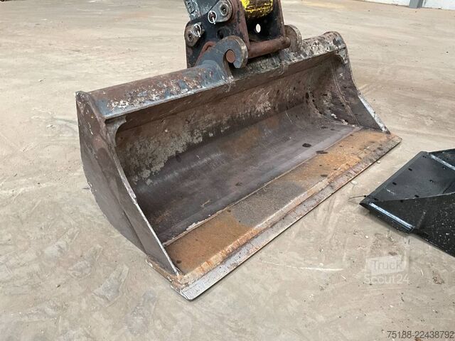حفارة صغيرة Neuson EZ 53