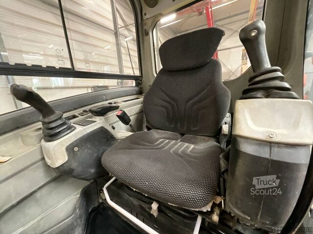 حفارة صغيرة Neuson EZ 53