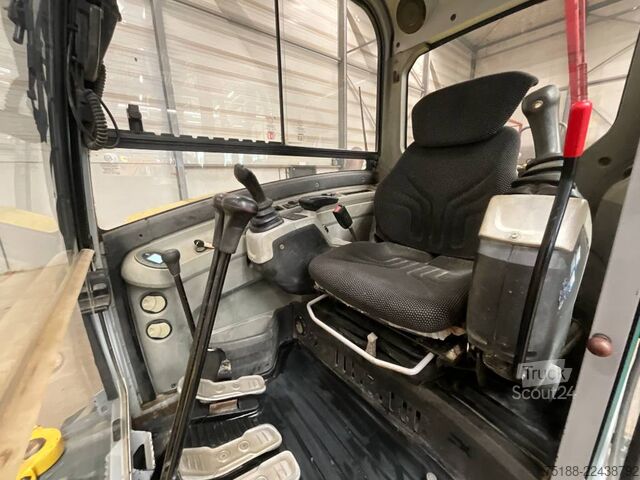 حفارة صغيرة Neuson EZ 53