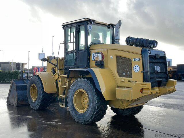 Loader Caterpillar 930M