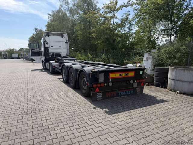 Semirremolque con caja intercambiable web trailer LPRS 24  3 Achs Container- Chassis incl. Generator TranscoolWenig Benutzt