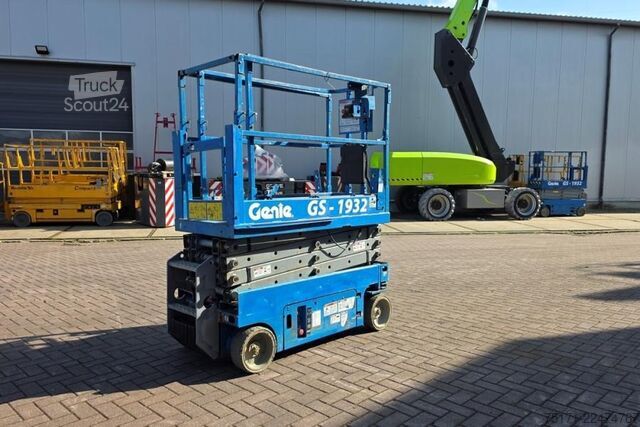 Scherenhebebühne Genie GS1932 Electric, Working Height 7.8 m, 227kg Capac