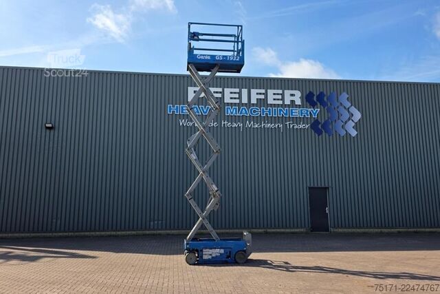 Scherenhebebühne Genie GS1932 Electric, Working Height 7.8 m, 227kg Capac
