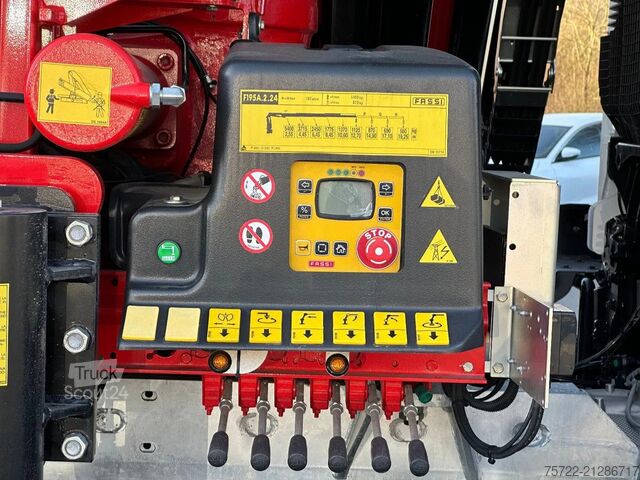 Benne à 3 côtés MAN TGM 18.320 4x2 BL Krankipper Fassi 195