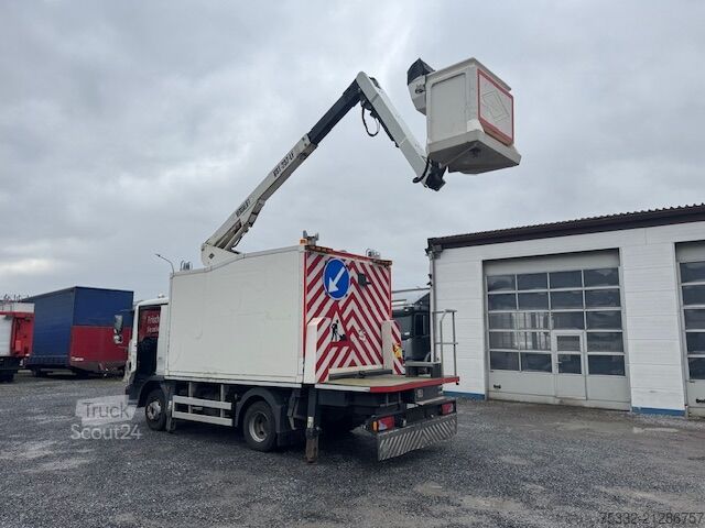 Plate-forme élévatrice sur camion MAN TGL 12.180 Schalt Euro 5 Versalift 15m