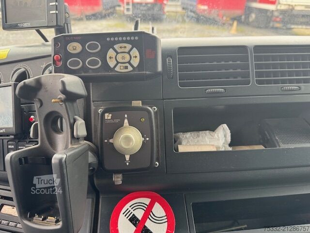 Plate-forme élévatrice sur camion MAN TGL 12.180 Schalt Euro 5 Versalift 15m