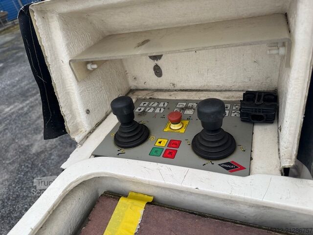 Plate-forme élévatrice sur camion MAN TGL 12.180 Schalt Euro 5 Versalift 15m