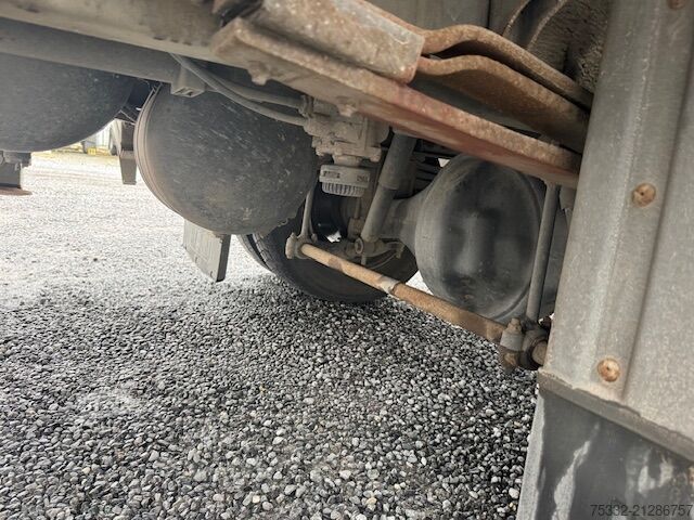 Plate-forme élévatrice sur camion MAN TGL 12.180 Schalt Euro 5 Versalift 15m