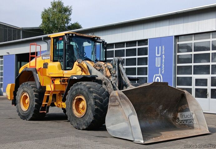 Hjullæsser VOLVO L180H Radlader 29,7 t *Waage *12.069 h