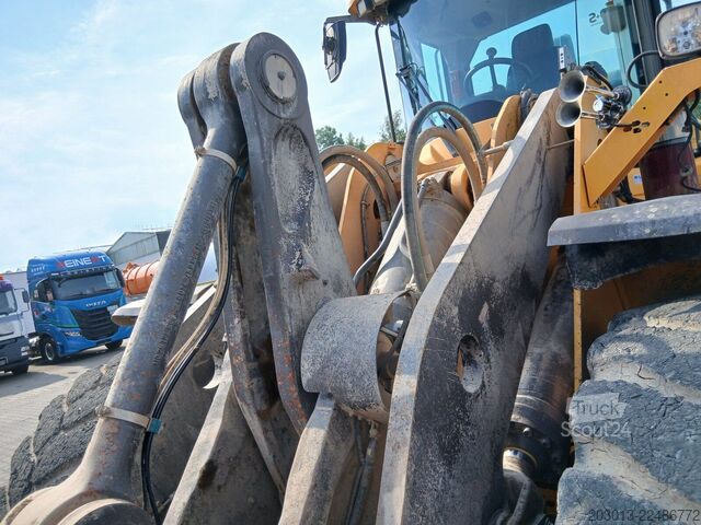 Hjullæsser VOLVO L180H Radlader 29,7 t *Waage *12.069 h