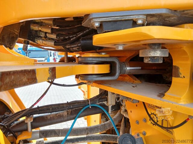 Hjullæsser VOLVO L180H Radlader 29,7 t *Waage *12.069 h