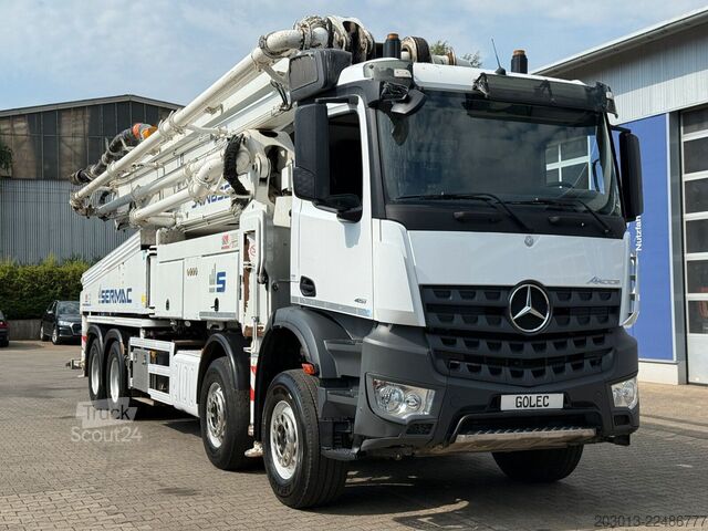 Betonpumpen-LKW MERCEDES-BENZ AROCS 4451 8x4 EURO 6 Betonpumpe SERMAC 5RZ51