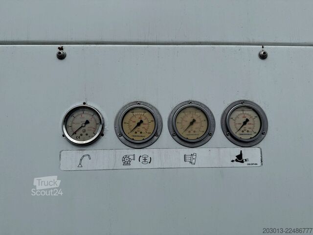 Betonpumpen-LKW MERCEDES-BENZ AROCS 4451 8x4 EURO 6 Betonpumpe SERMAC 5RZ51