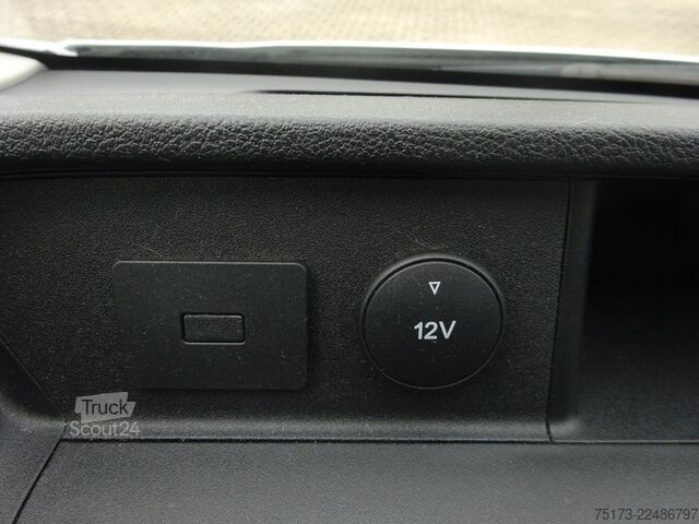Dostavno vozilo s kesonom FORD Transit 350 L4 130PS HA Trend Koffer Flügeltüren
