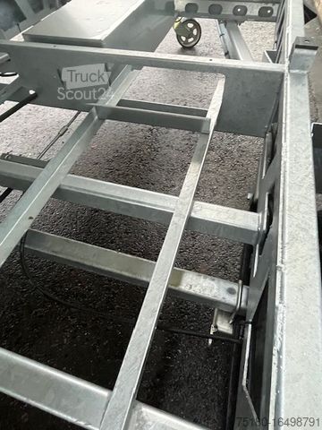 Třístranný sklápěcí přívěs HUMBAUR HTK 3500.41 Dreiseitenkipper 3,5t Parabelfeder