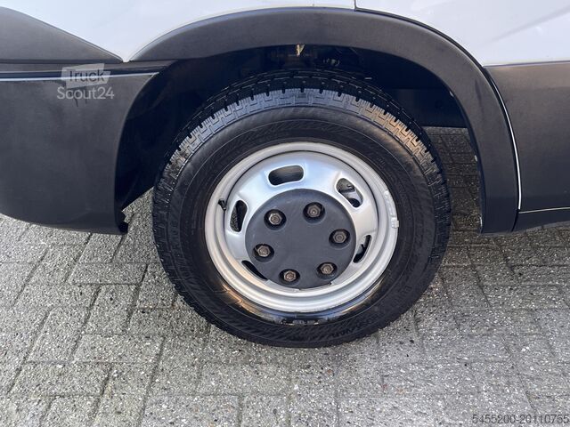 BE-SZM Iveco Daily 40C15 3.0 410 Be combi Clixtar Laadklep A...