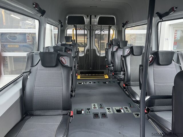 Přeprava invalidních vozíků Mercedes-Benz Sprinter Rolstoelbus 9-persoons 313 2.2 CDI 366...