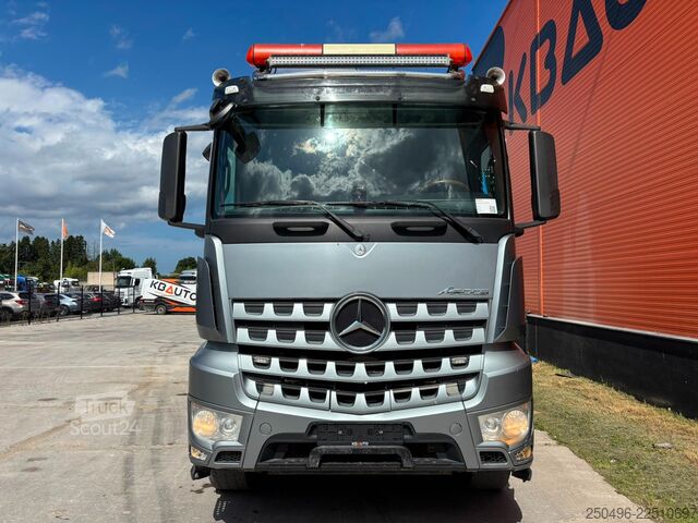 Ανατρεπόμενο φορτηγό Mercedes-Benz Arocs 3251 8x4 BOX L=6155 mm