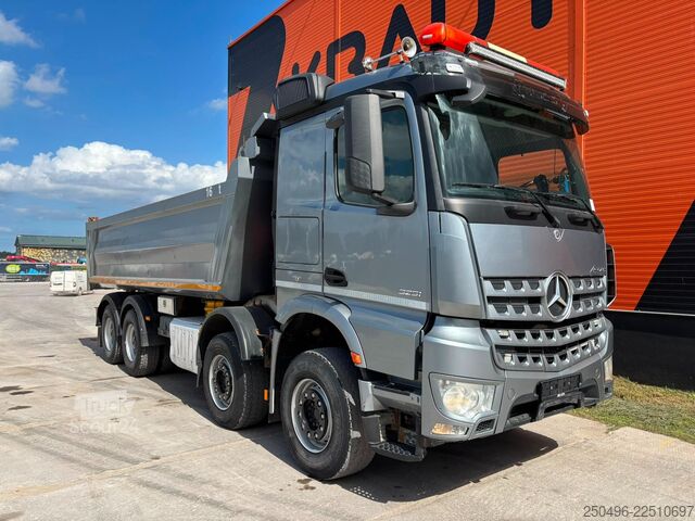 Ανατρεπόμενο φορτηγό Mercedes-Benz Arocs 3251 8x4 BOX L=6155 mm