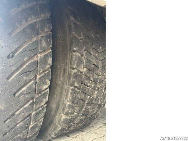 Vuilniswagen MAN 26.320 6x2 TGS