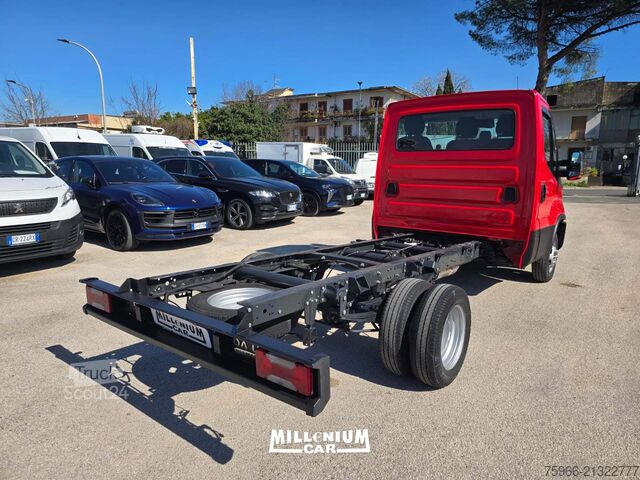 șasiu de dubă Iveco DAILY 35-21 ANNO 2021 CAMB AUTOM PASSO 3