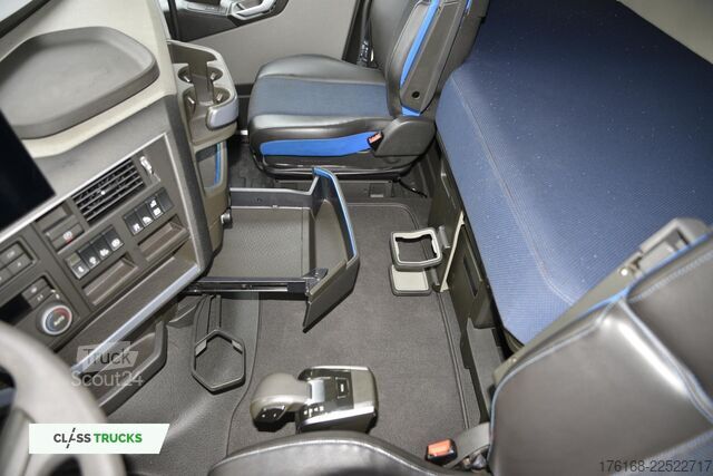 стандартний тягач VOLVO FH 500 Globetrotter XL I-ParkCool ACC