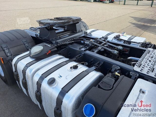 Стандартен влекач Scania R 460 A4x2NA
