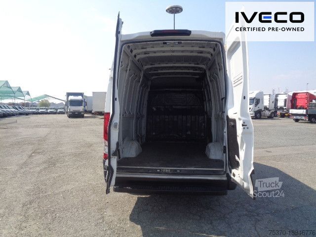 Panelinis furgonas IVECO 35S14